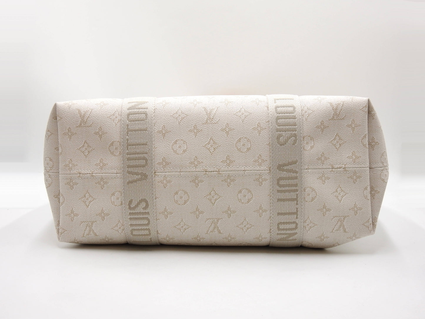 LOUIS VUITTON Monogram Heritage Marina Tote Shoulder Bag White M14652