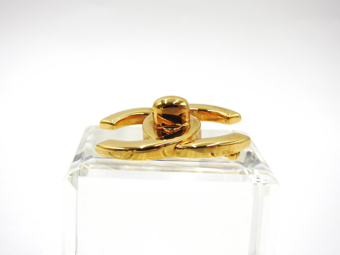 Chanel CC Turnlock Motif Brooch GP Gold Plated 96P