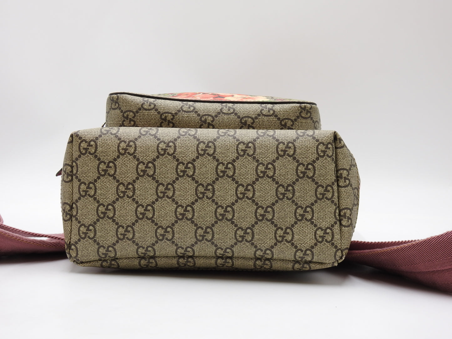 GUCCI GG Blooms Supreme Backpack Bag PVC Leather Pink Beige Red 410544