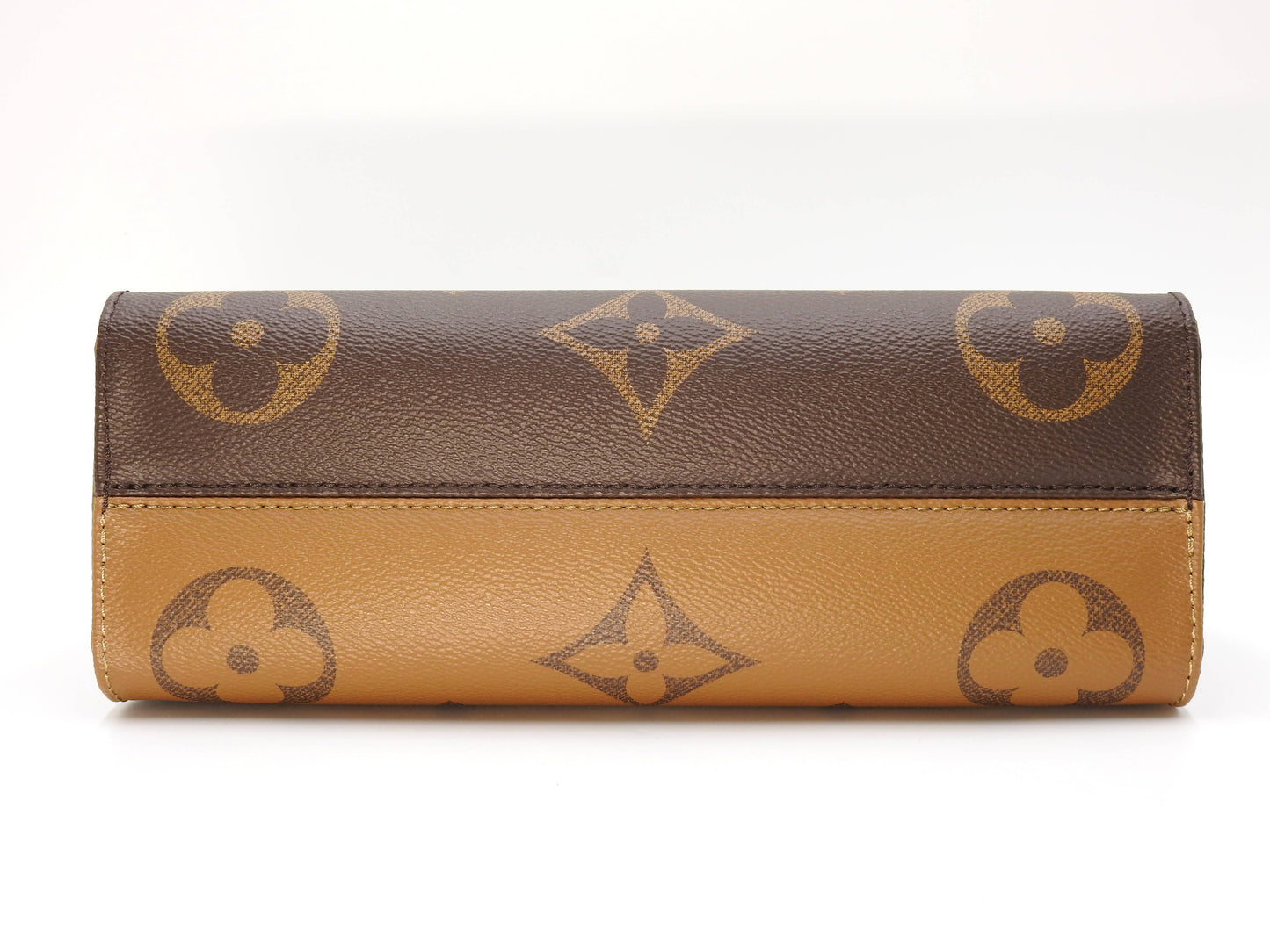 LOUIS VUITTON Monogram Giant Reverse OnTheGO East West Hand Bag M46653