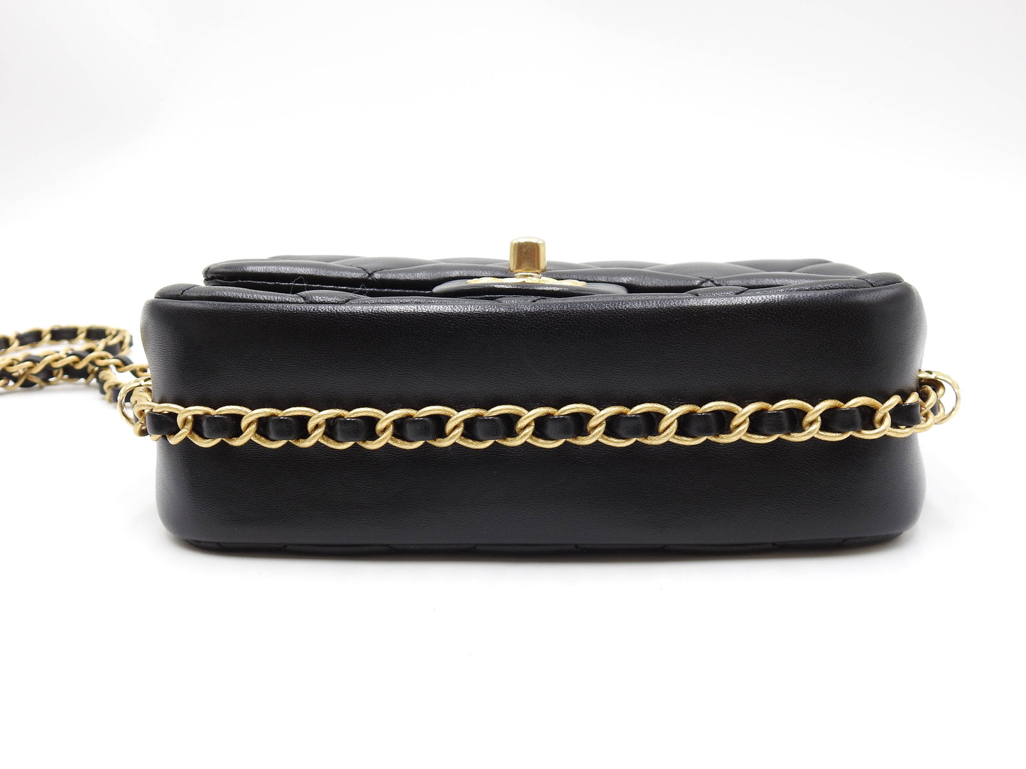 Chanel Mini Matelasse Flap Chain Shoulder Bag Lambskin Black Gold Hardware