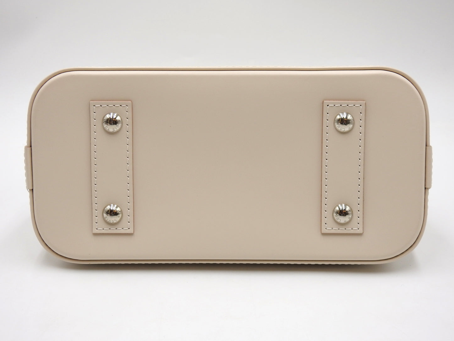 LOUIS VUITTON Epi Alma BB Hand Shoulder Bag Epi Leather M58706 Quartz Ivory