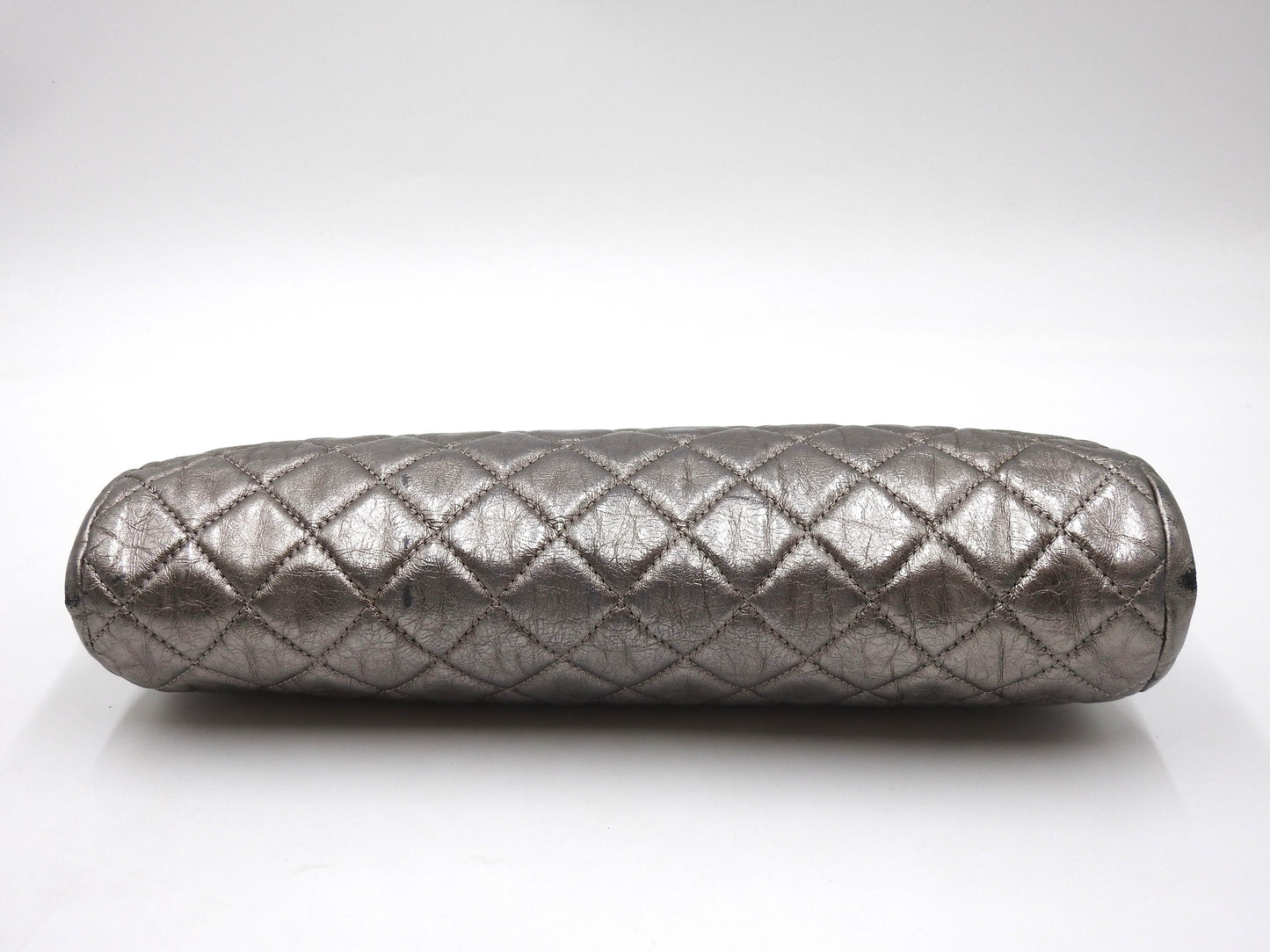 CHANEL CC Matelasse Kiss Lock Timeless Clutch Hand Bag Lambskin Silver