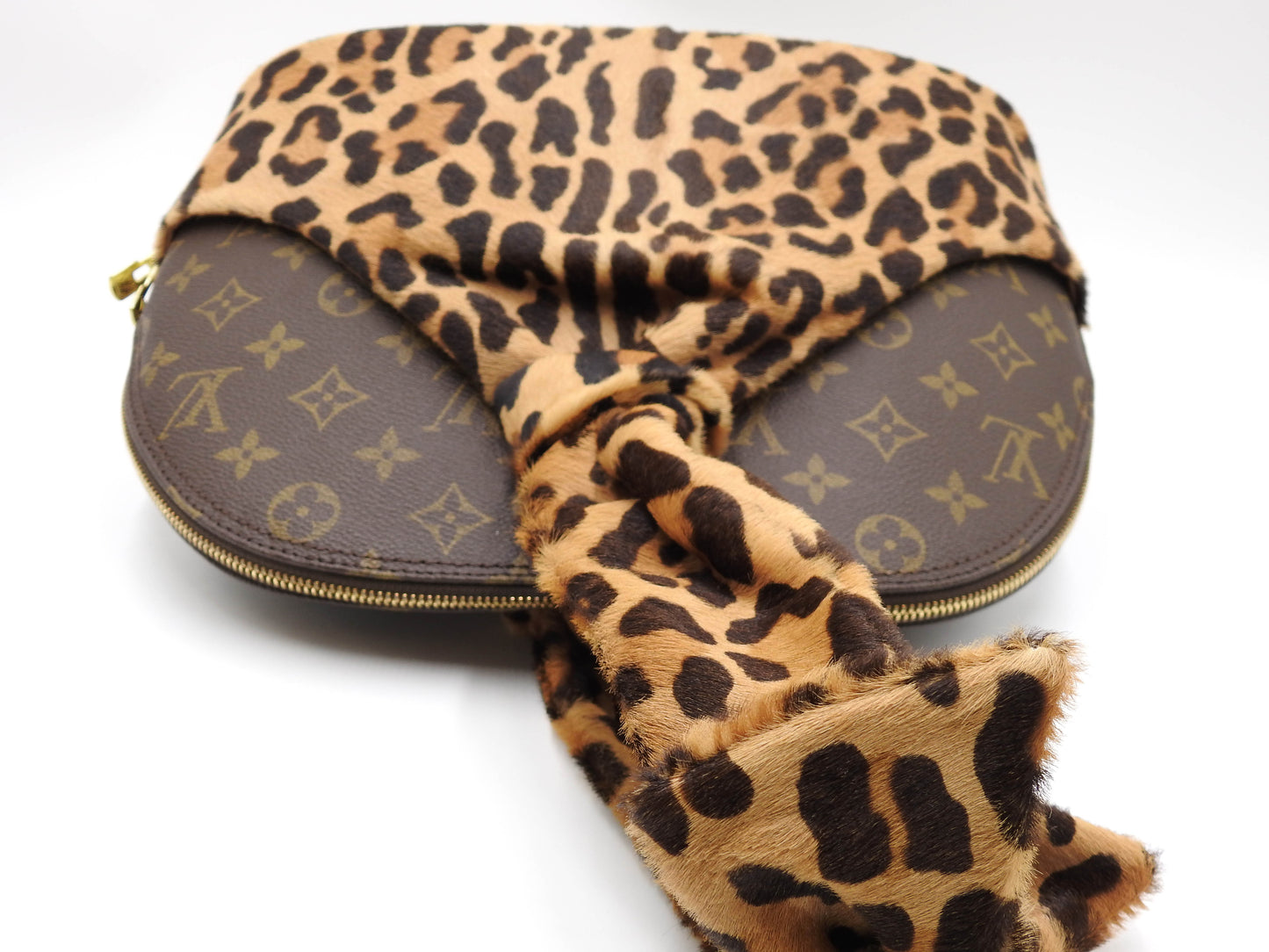 LOUIS VUITTON Alma Azzedine Alaia Monogram Leopard Shoulder Hand Bag M99032