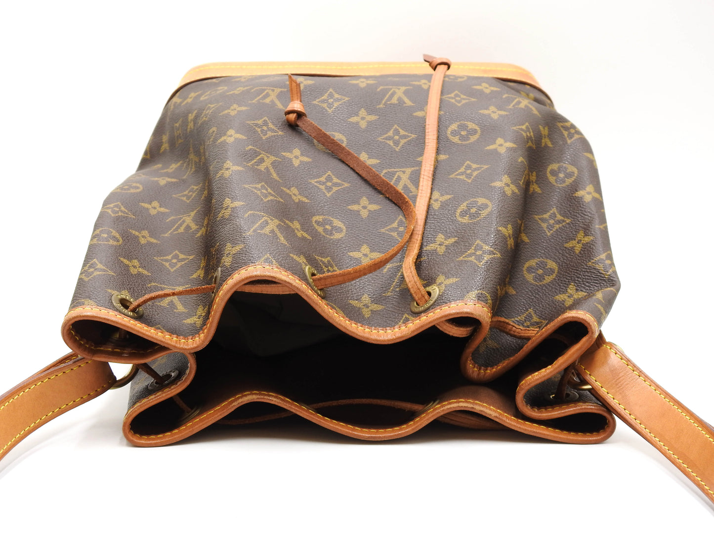 LOUIS VUITTON Noe Monogram Shoulder Bag Hand Bag M42224