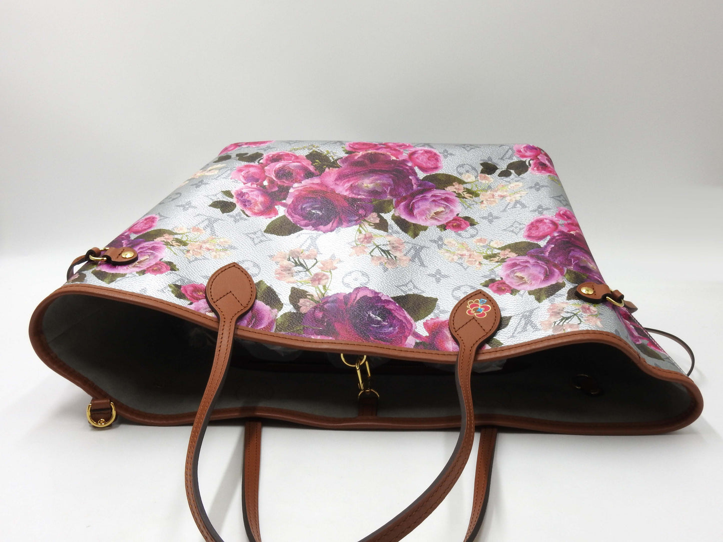 LOUIS VUITTONL LV Monogram Garden Neverfull MM Shoulder Bag Silver M21352