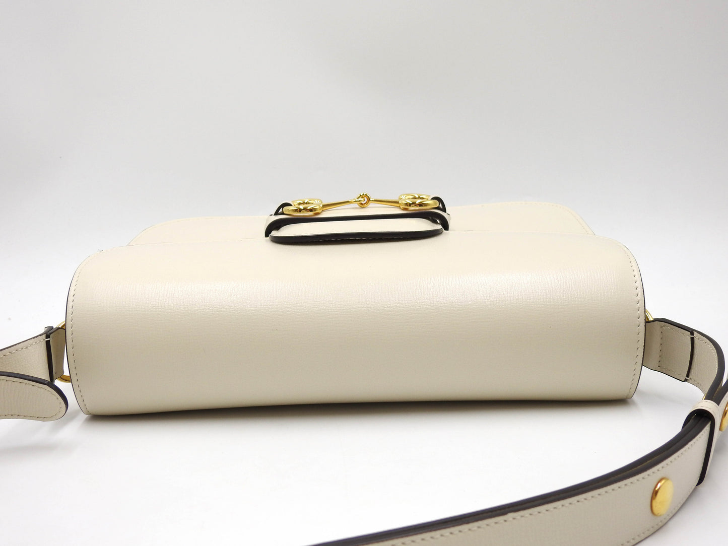 GUCCI Horsebit 1955 Shoulder Bag Leather White Gold Hardware 602204