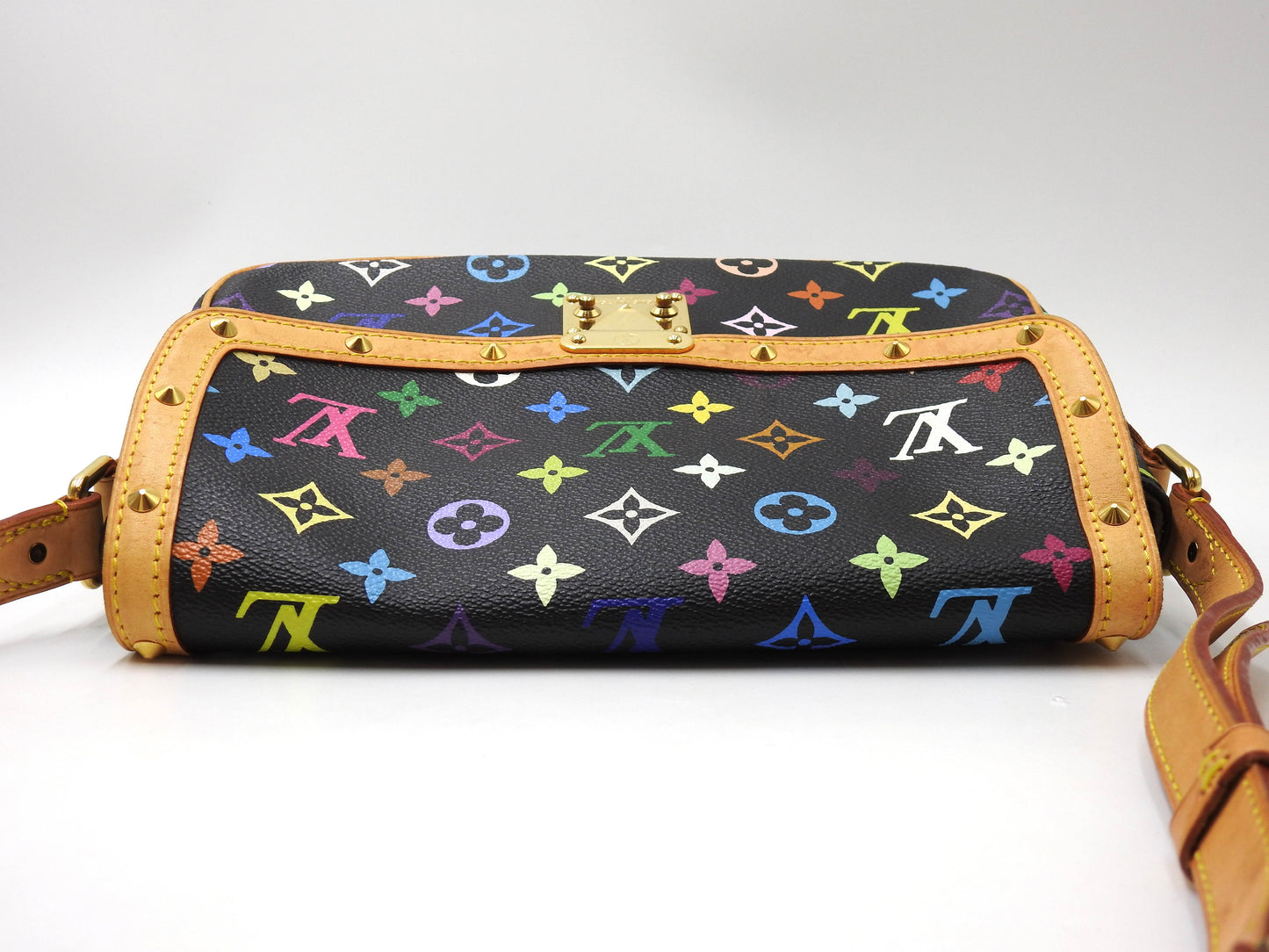 LOUIS VUITTON Sologne Shoulder Bag Monogram Multicolor Black M92639