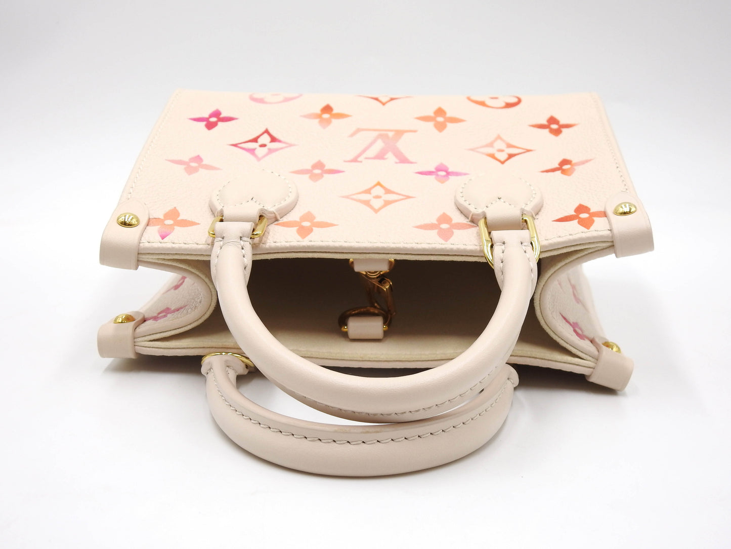 LOUIS VUITTON Monogram Empreinte Giant Onthego BB Shoulder Hand Bag M47115