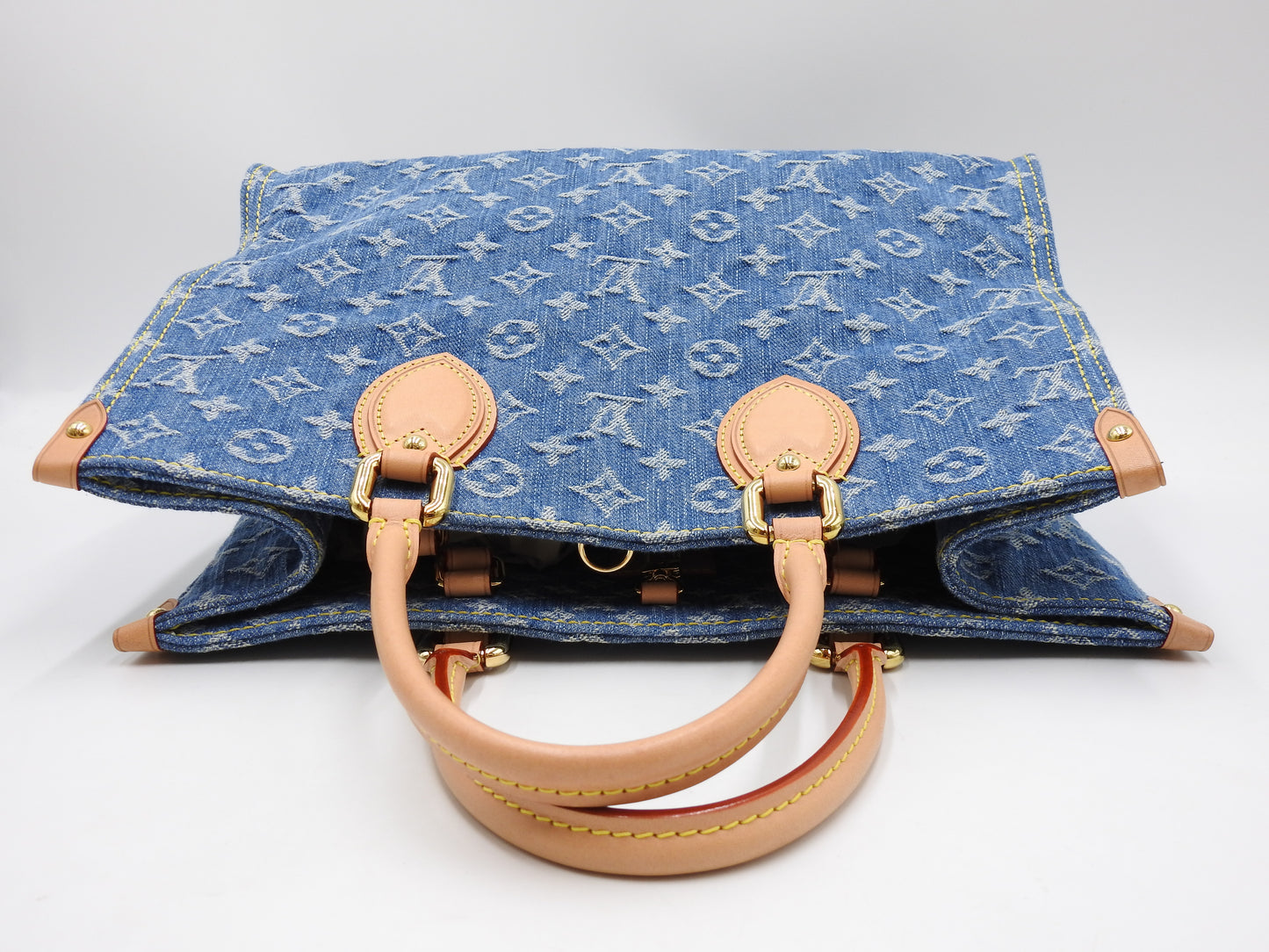 LOUIS VUITTON LV Remix Monogram Denim OnTheGo MM Shoulder Tote Bag M46871