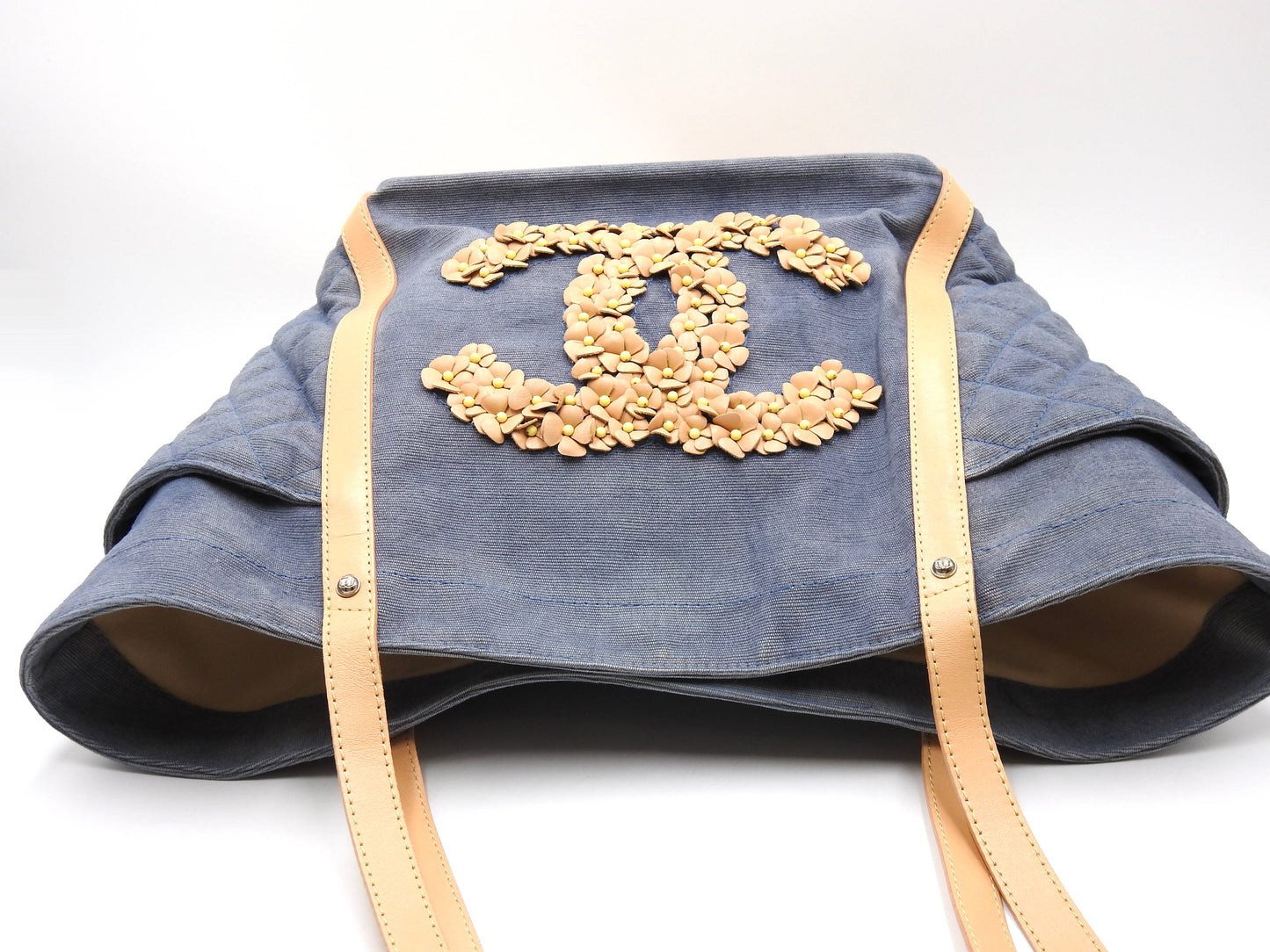 CHANEL CC Flower Shoulder Tote Bag Washed Denim Leather Blue Beige