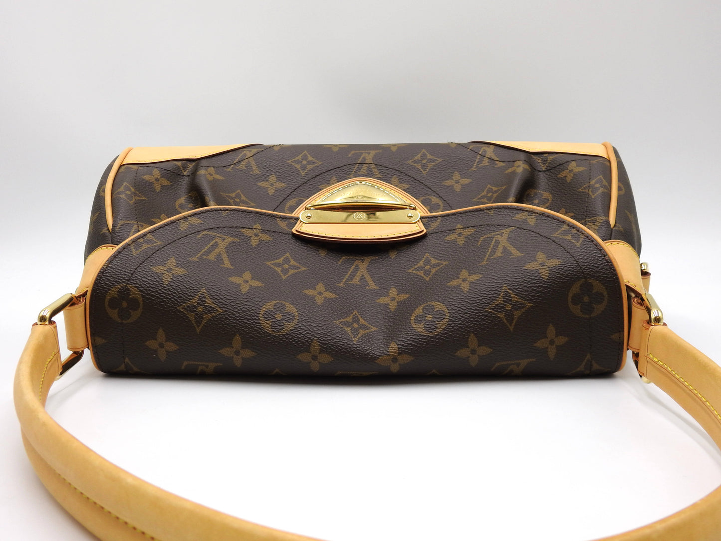 LOUIS VUITTON Beverly MM Shoulder Bag Monogram M40121
