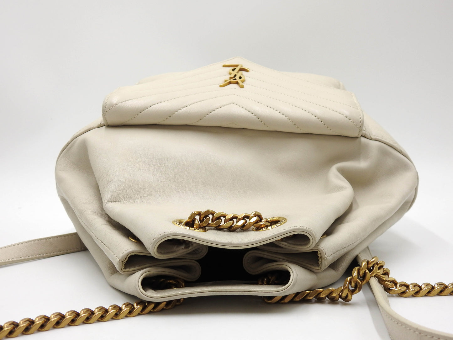 SAINT LAURENT PARIS Joe Chain Backpack Bag Lambskin Leather White 672609