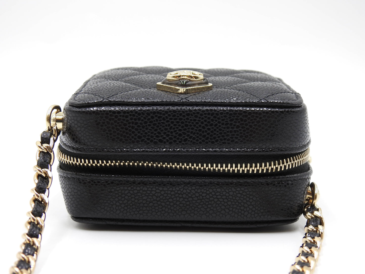 CHANEL CC Matelasse Chain Clutch Shoulder Bag Caviarskin Black Gold AP2852