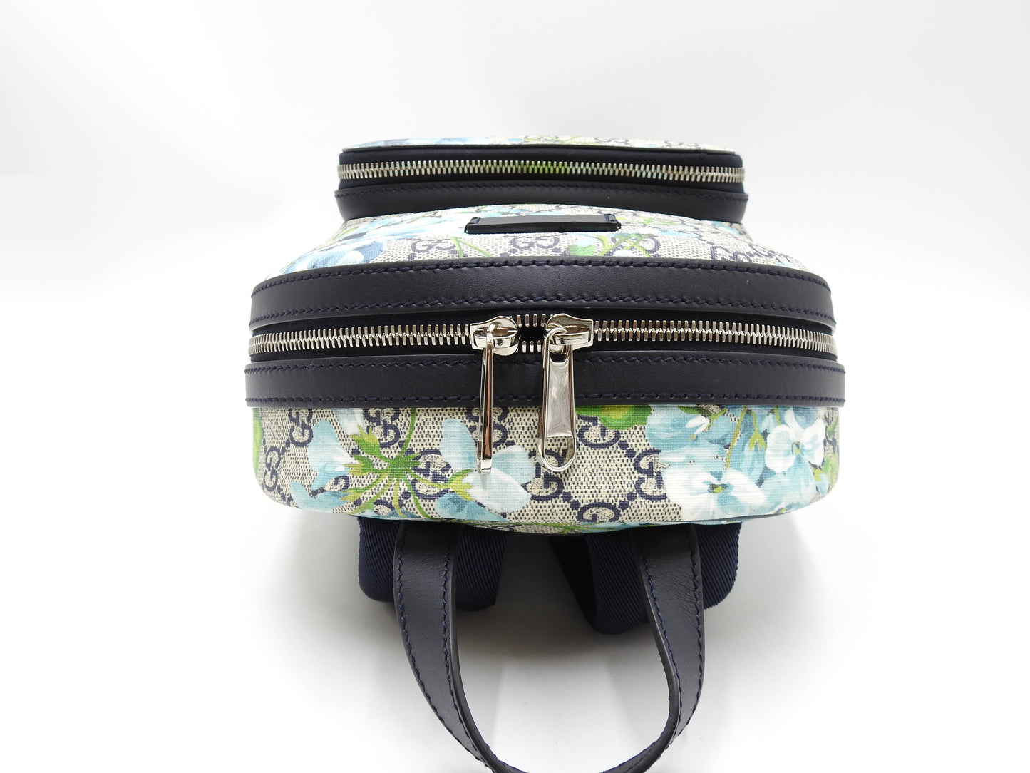 Gucci GG Blooms Supreme Backpack Bag PVC Leather Blue Beige 546327 Outlet