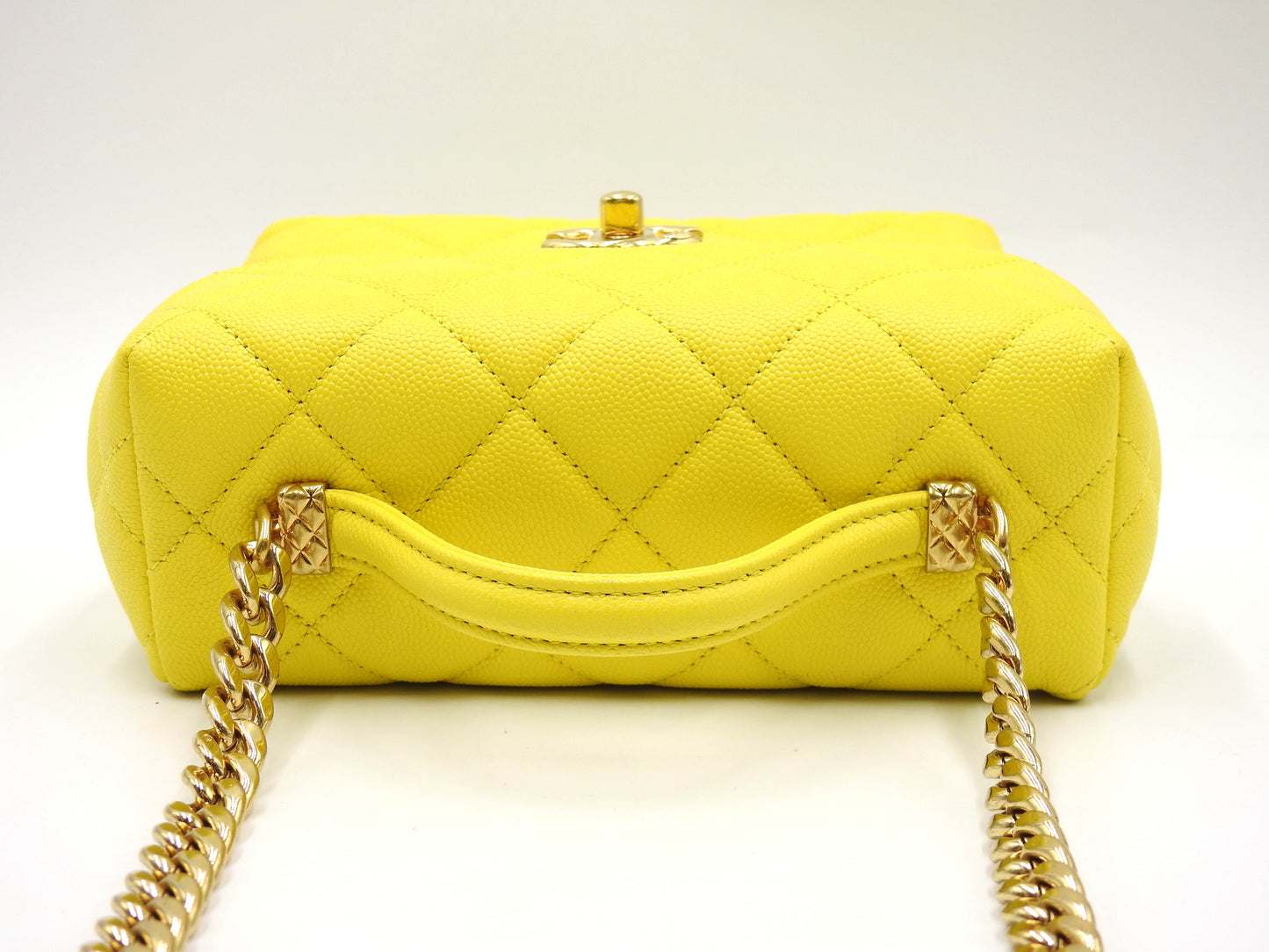 CHANEL CC Matelasse Top Handle Chain Shoulder Bag Caviarskin Yellow AS3729