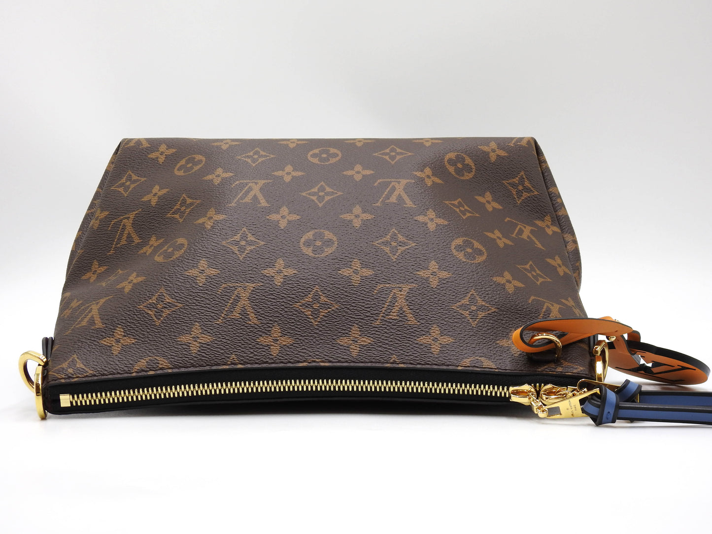 LOUIS VUITTON Monogram Iconic Mini Zipped Hobo Hand Shoulder Bag M55090