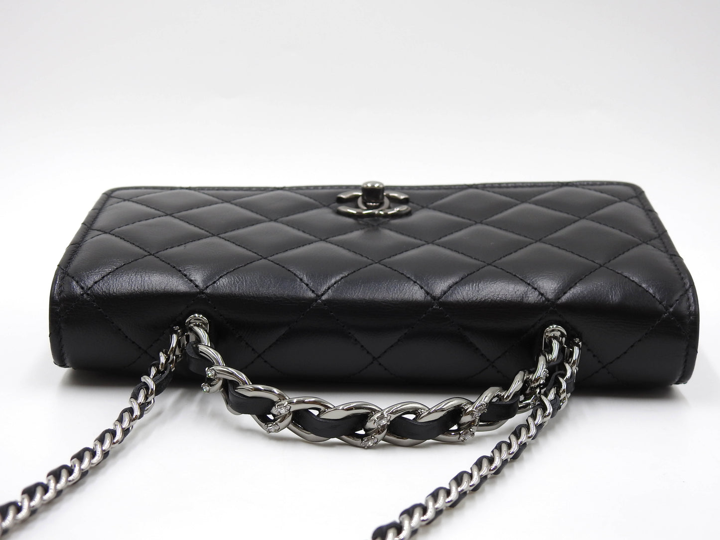 CHANEL CC Matelasse Wallet On Chain Shoulder Bag Crumple Calfskin AP3645