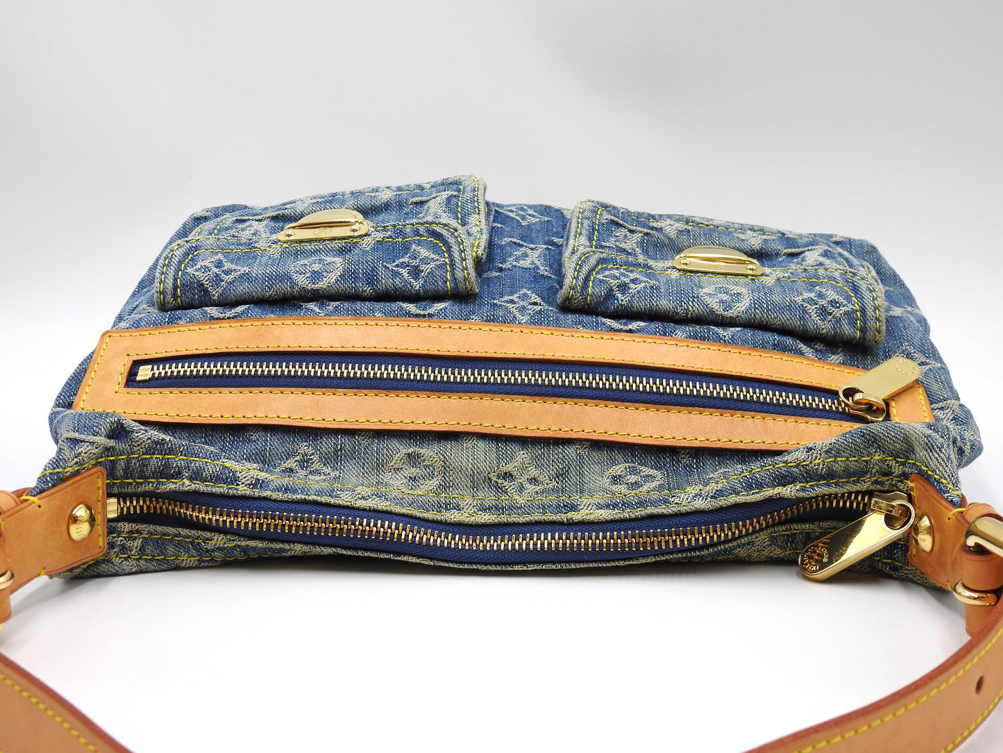 LOUIS VUITTON Baggy PM Monogram Denim Hand Bag Shoulder Bag Blue M95049