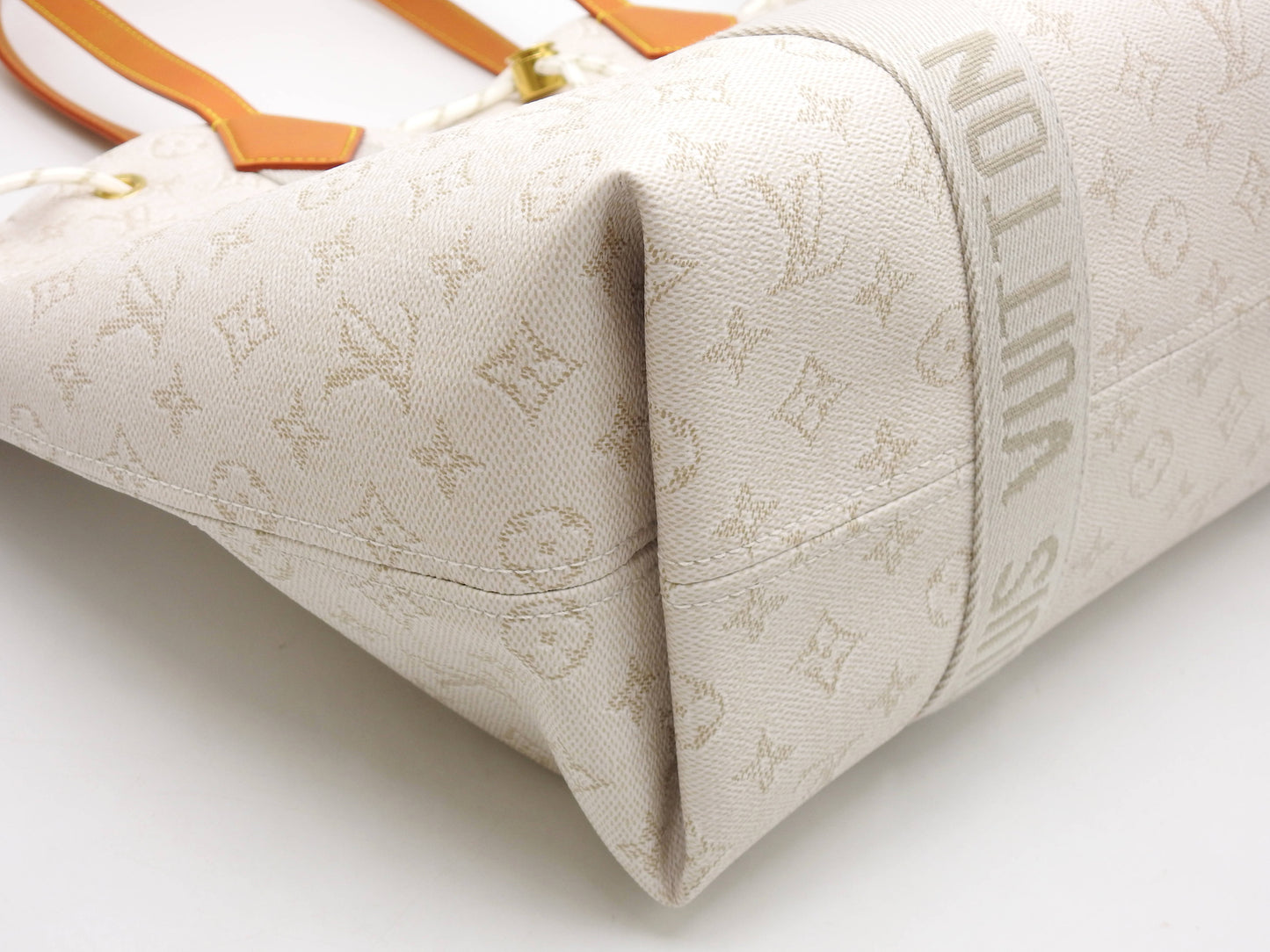 LOUIS VUITTON Monogram Heritage Marina Tote Shoulder Bag White M14652
