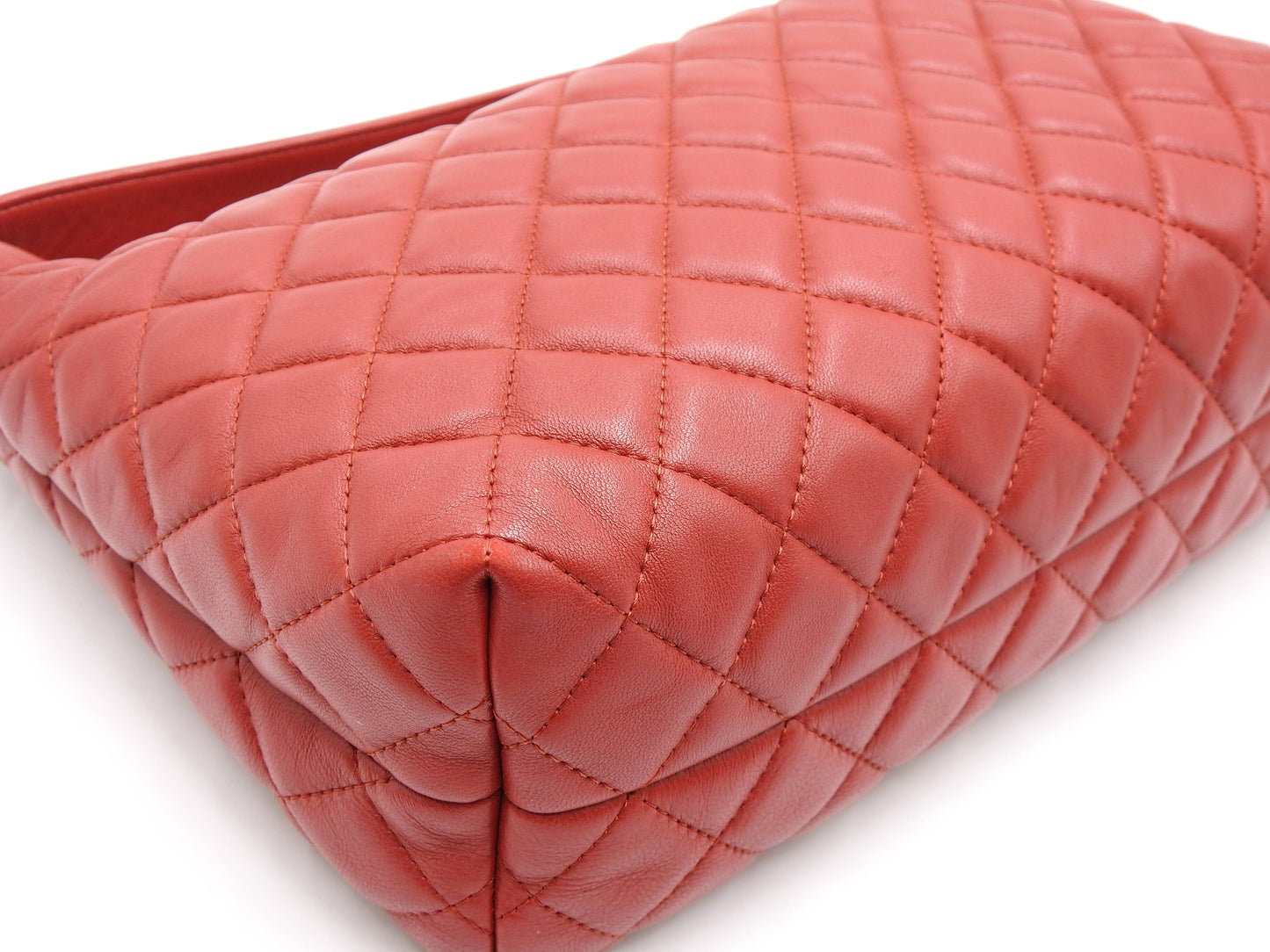 CHANEL CC Matelasse Hobo Shoulder Hand Bag Lambskin Red A69264