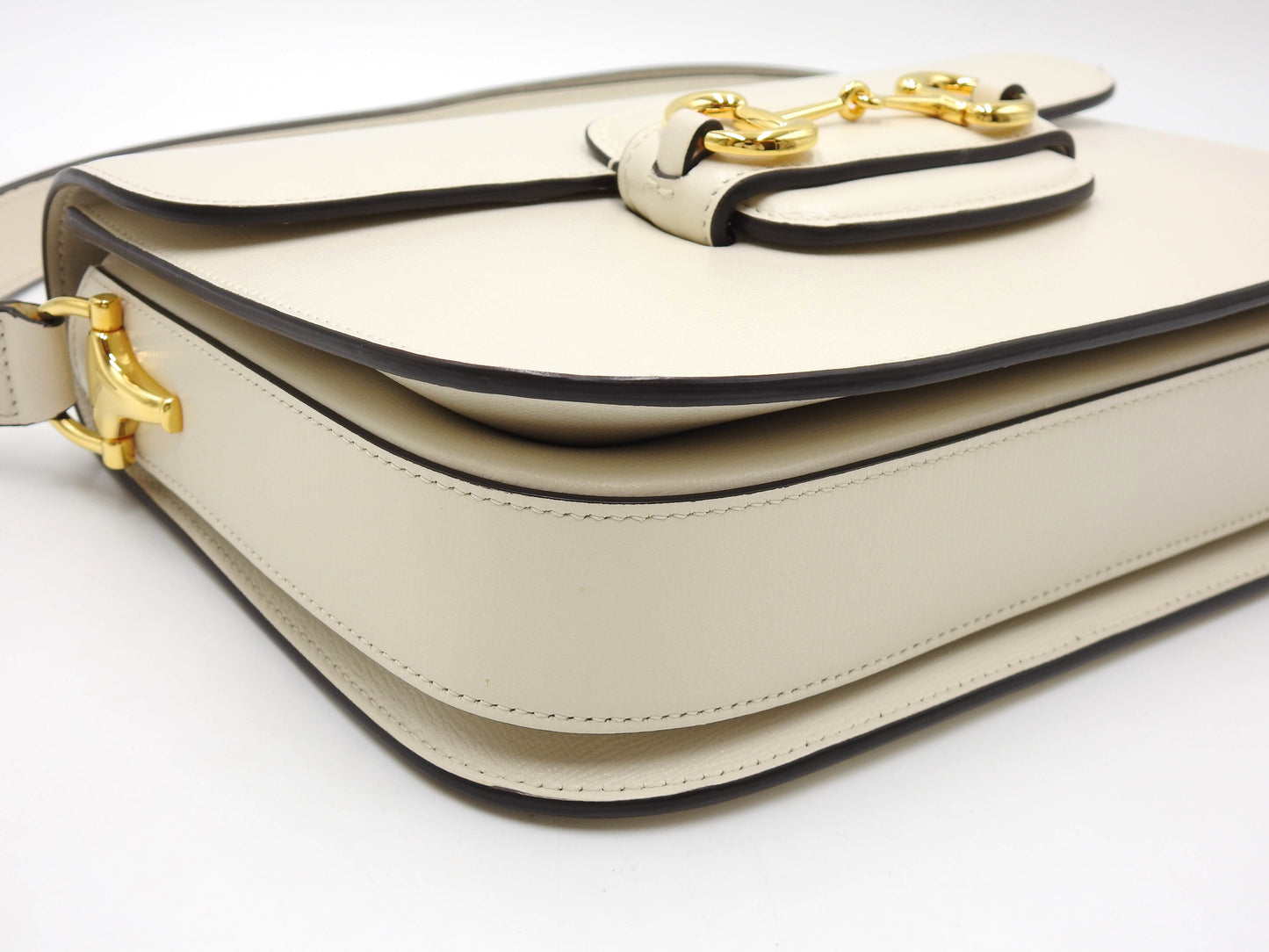 GUCCI Horsebit 1955 Shoulder Bag Leather White Gold Hardware 602204