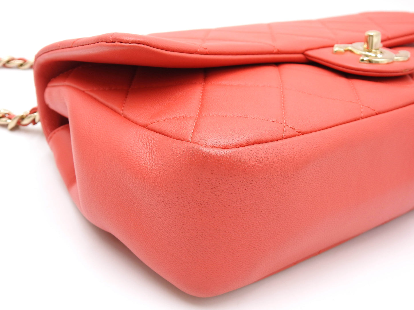 CHANEL CC Matelasse Chain Shoulder Bag Lambskin Leather Red Gold AS1354