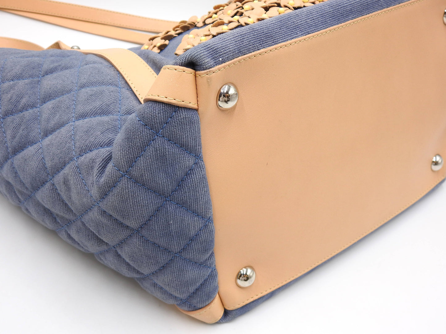 CHANEL CC Flower Shoulder Tote Bag Washed Denim Leather Blue Beige