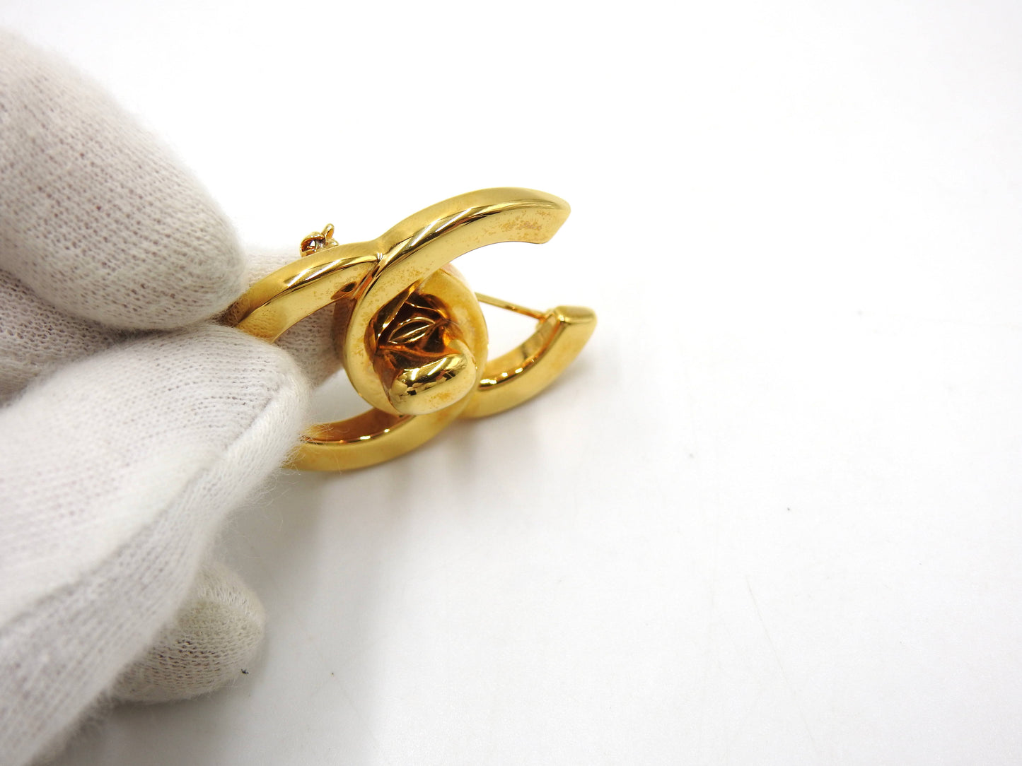 Chanel CC Turnlock Motif Brooch GP Gold Plated 96P