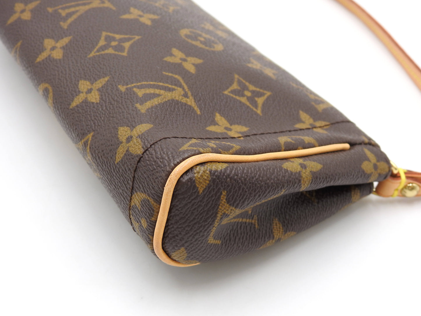 LOUIS VUITTON Pochette Beverly Shoulder Bag Monogram Canvas M40122