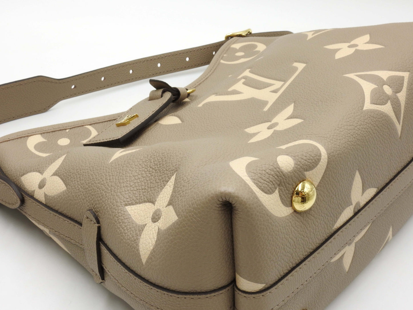 LOUIS VUITTON Monogram Empreinte Carryall Zip NM PM Dove Cream M47180