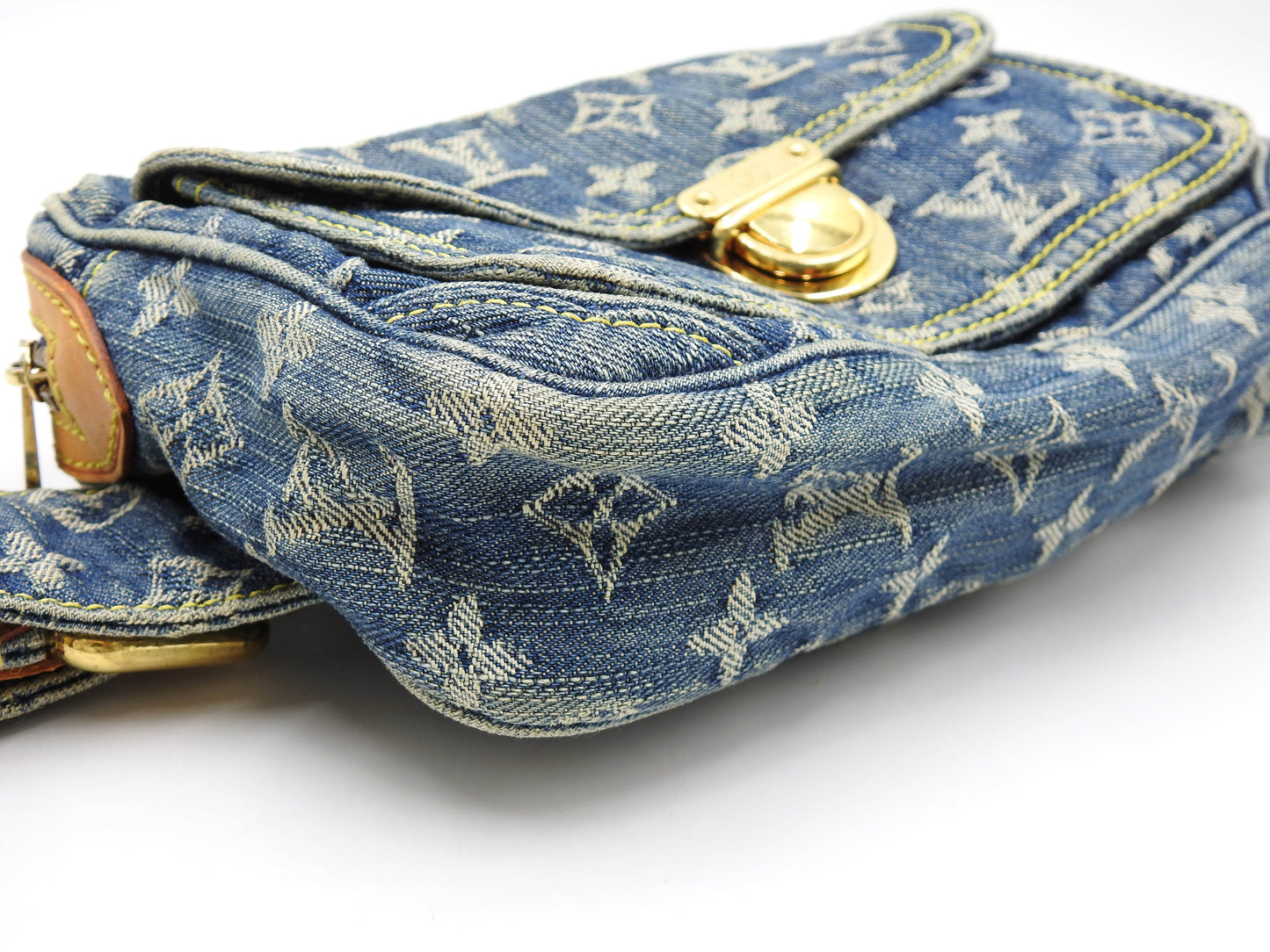 LOUIS VUITTON Monogram Denim Bum Bag Belt Bag Shoulder Bag Blue M95347