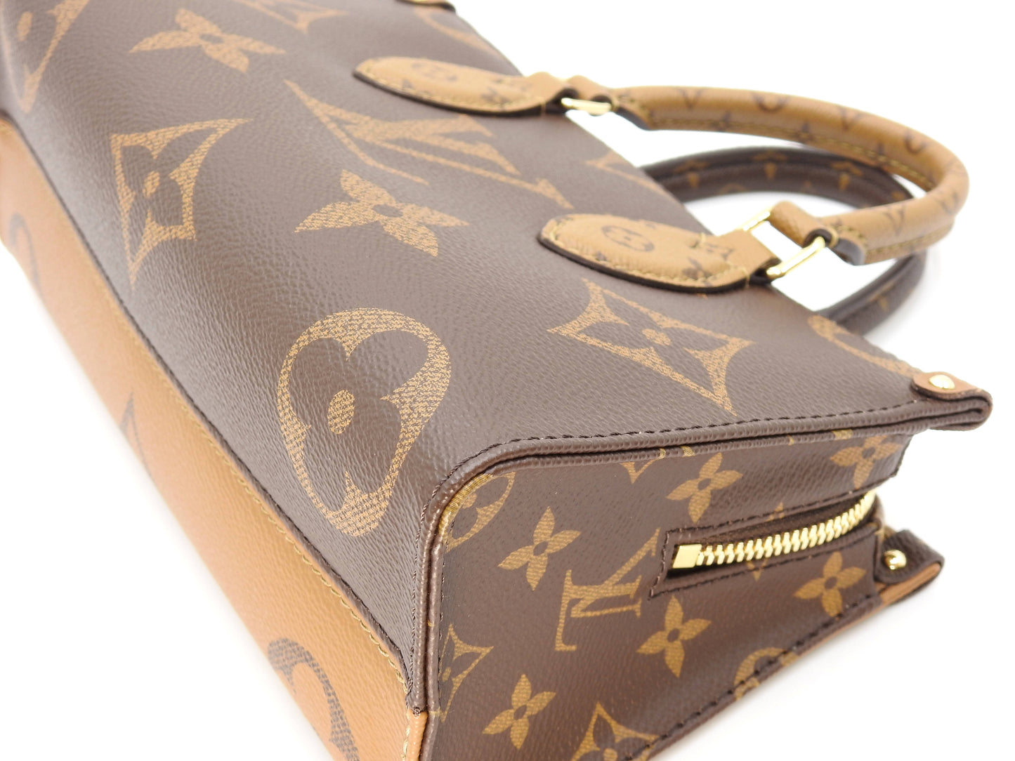 LOUIS VUITTON Monogram Giant Reverse OnTheGO East West Hand Bag M46653