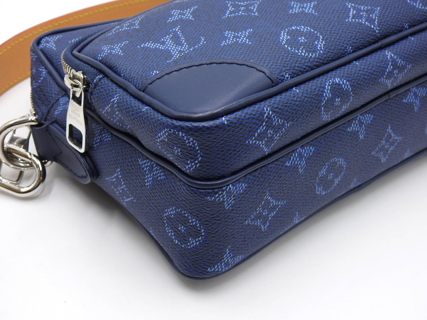 LOUIS VUITTON Monogram Heritage Nile Crossbody Shoulder Bag Blue M26823