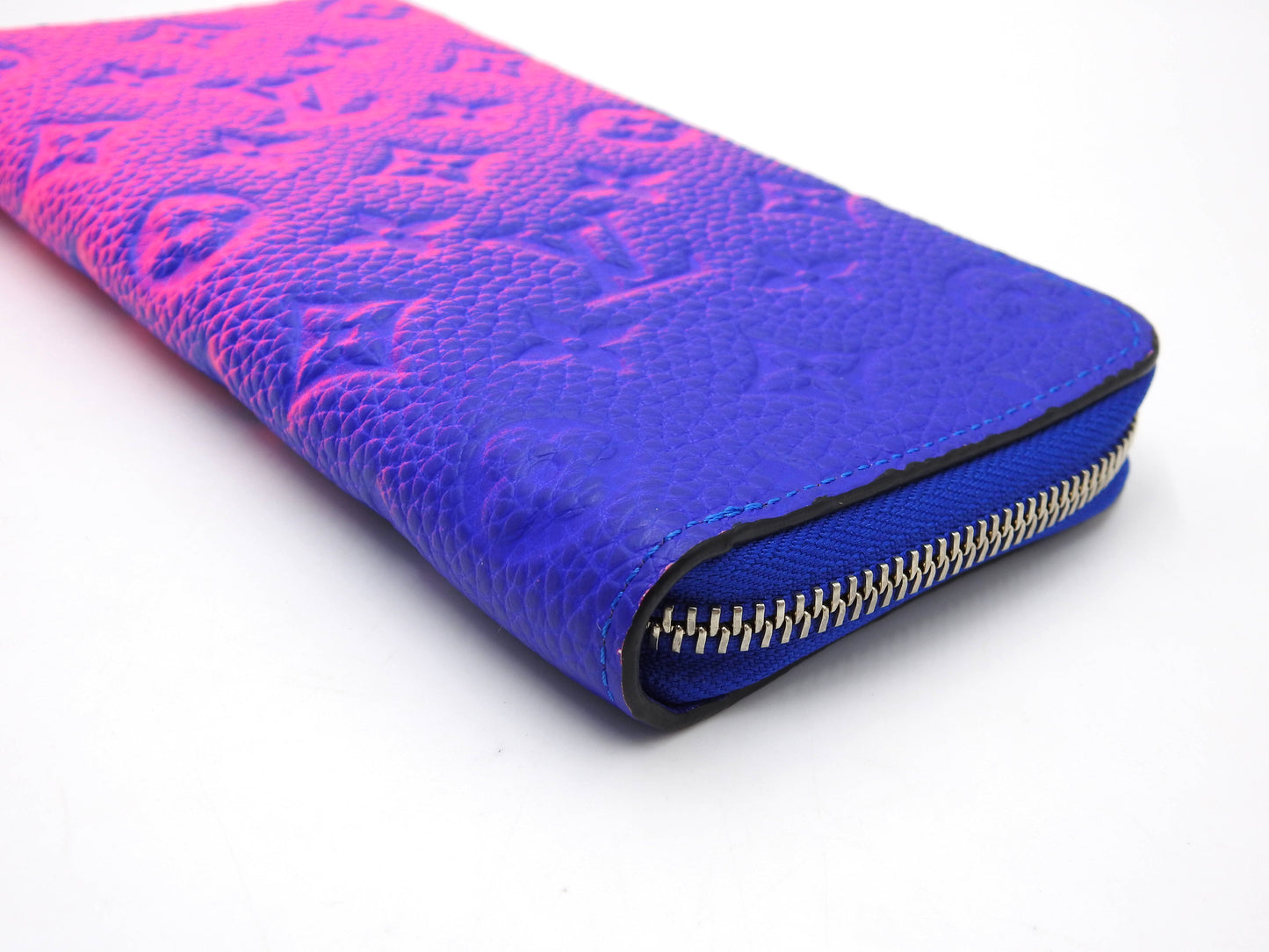 LOUIS VUITTON Monogram Illusion Zippy Wallet Vertical NM Blue Rose M81243