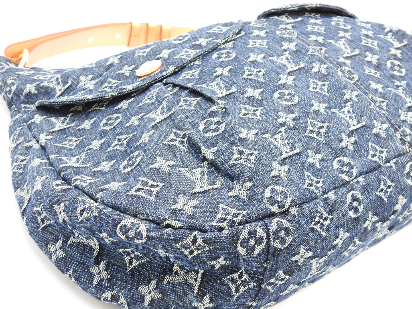 LOUIS VUITTON Daily GM Monogram Denim Shoulder Bag Blue M40493