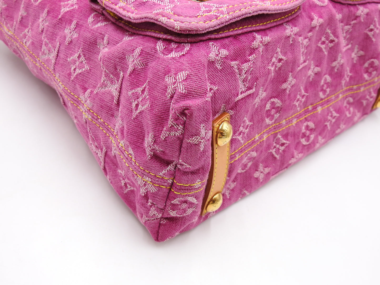 LOUIS VUITTON Baggy GM Monogram Denim Shoulder Bag Fuchsia Pink M95210