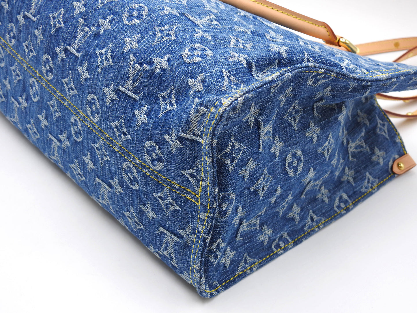 LOUIS VUITTON LV Remix Monogram Denim Onthego MM Shoulder Bag Blue M46871