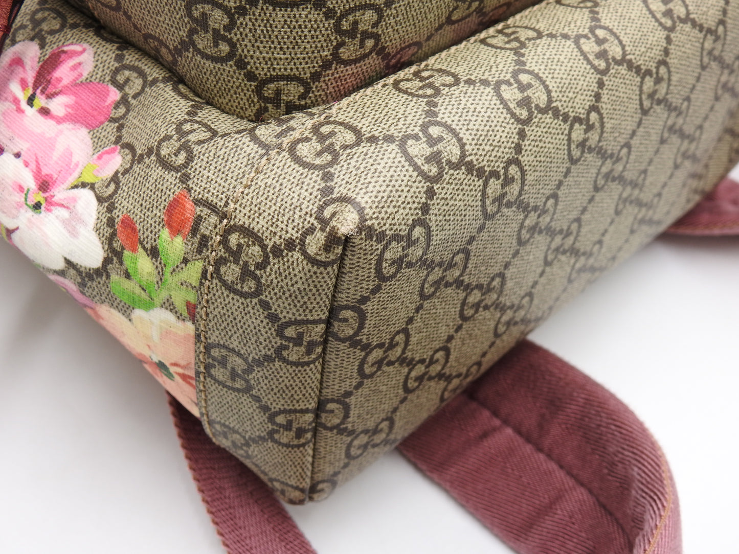 GUCCI GG Blooms Supreme Backpack Bag PVC Leather Pink Beige Red 410544