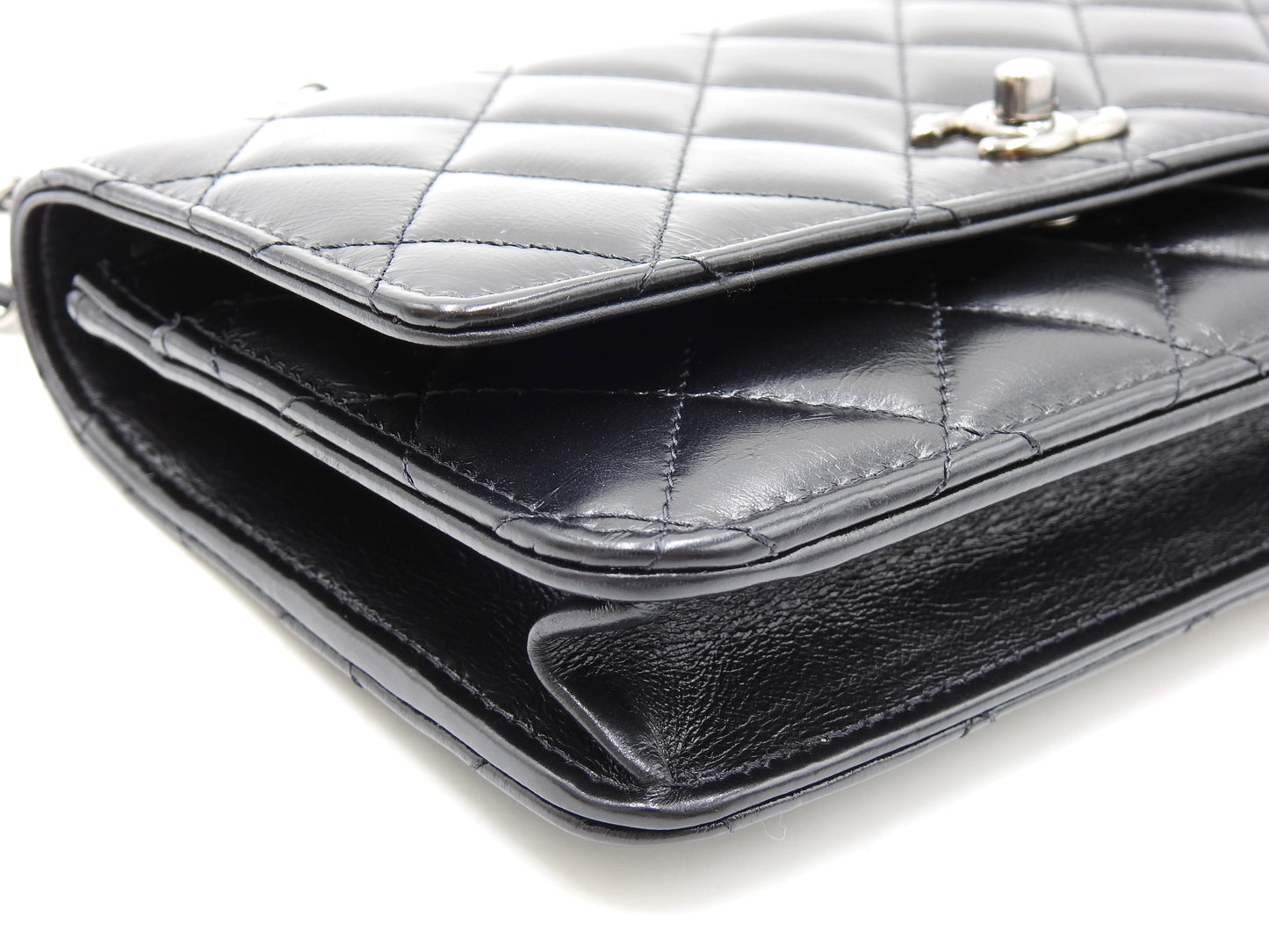 CHANEL CC Matelasse Wallet On Chain Shoulder Bag Crumple Calfskin AP3645