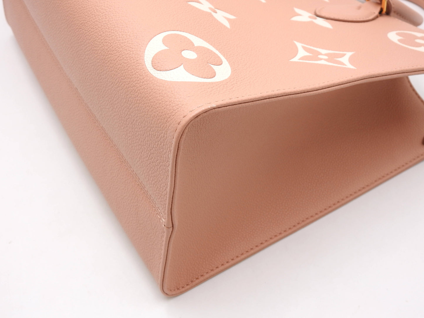 LOUIS VUITTON Monogram Empreinte Giant OnTheGO MM Shoulder Tote Bag M46286