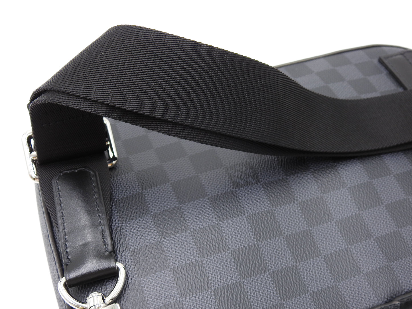 LOUIS VUITTON Damier Graphite Avenue Sling NM Shoulder Body Bag Mens N45302