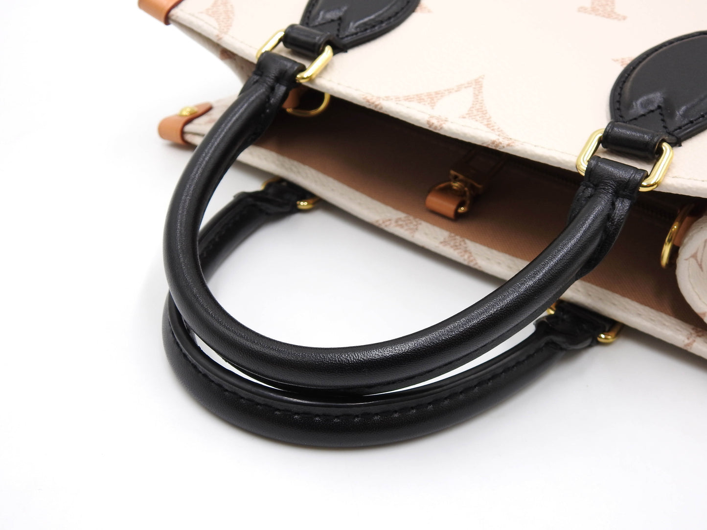 LOUIS VUITTON Monogram Dune Onthego PM Tote Shoulder Bag Ivory M24533