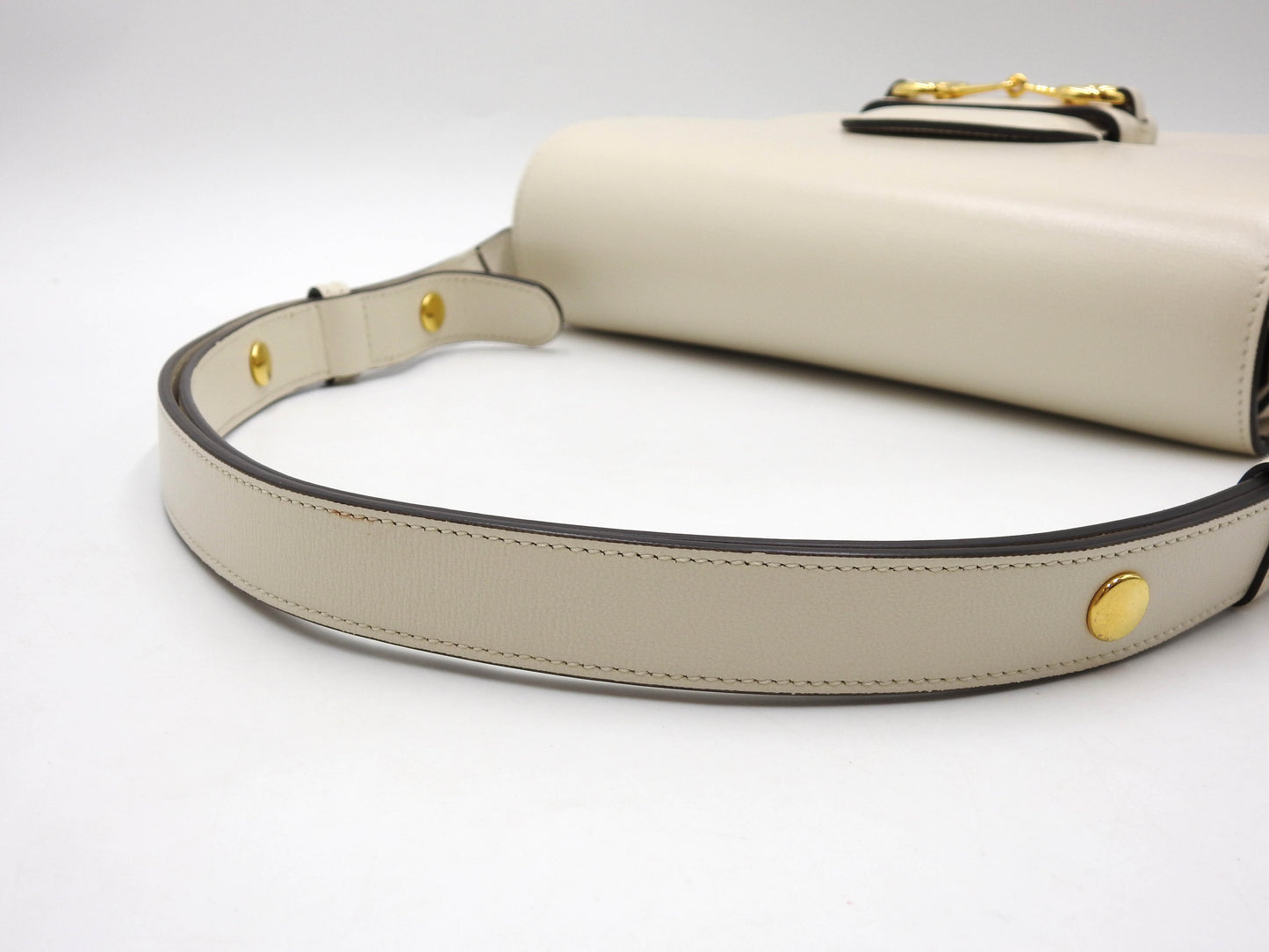 GUCCI Horsebit 1955 Shoulder Bag Leather White Gold Hardware 602204