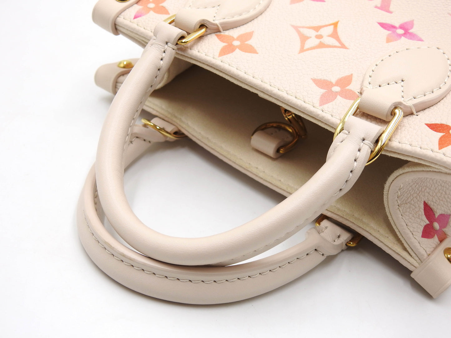 LOUIS VUITTON Monogram Empreinte Giant Onthego BB Shoulder Hand Bag M47115