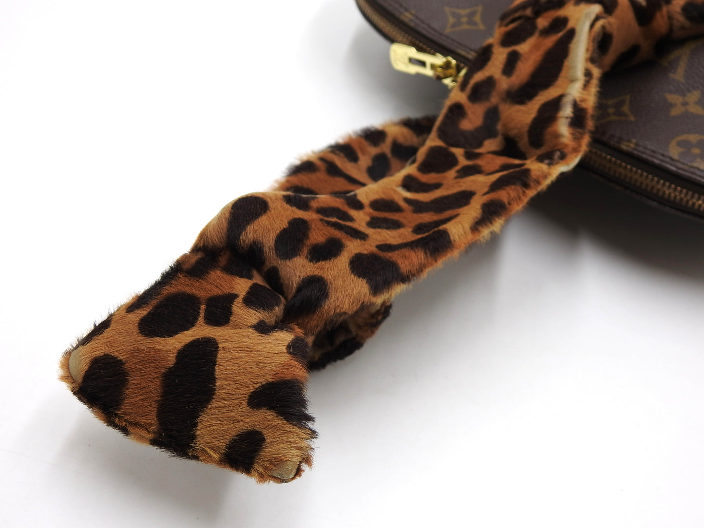 LOUIS VUITTON Alma Azzedine Alaia Monogram Leopard Shoulder Hand Bag M99032
