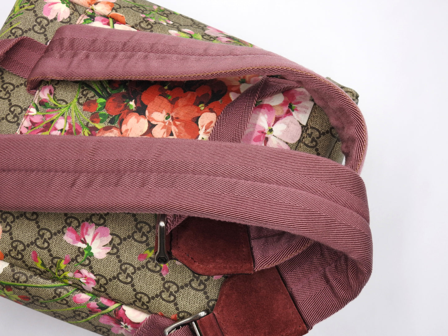 GUCCI GG Blooms Supreme Backpack Bag PVC Leather Pink Beige Red 410544