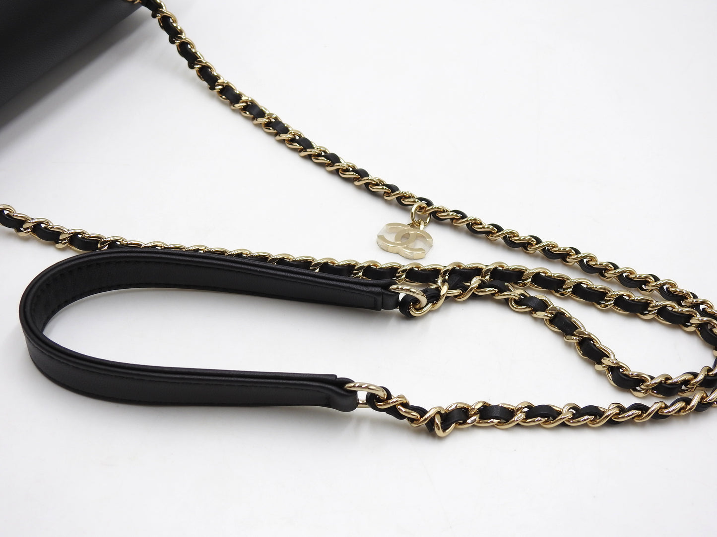 CHANEL CC Mania Chain Shoulder Bag Calfskin Leather Black Gold AS0321