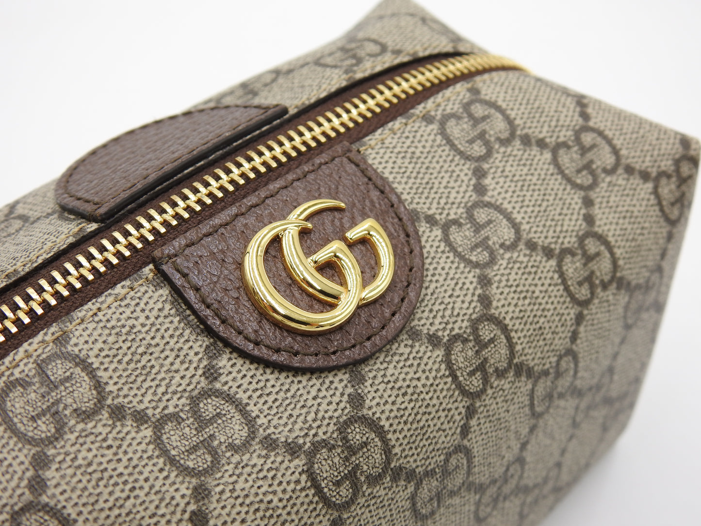 GUCCI GG Supreme Cosmetic Pouch PVC Leather Beige Brown Green 548393
