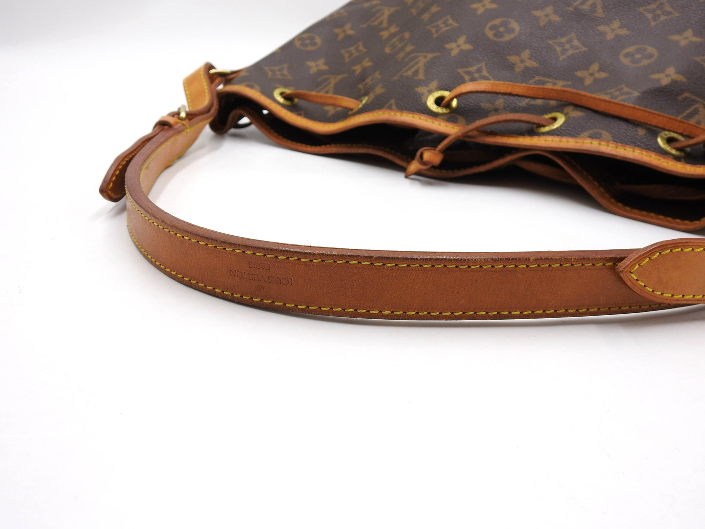 LOUIS VUITTON Noe Monogram Shoulder Bag Hand Bag M42224